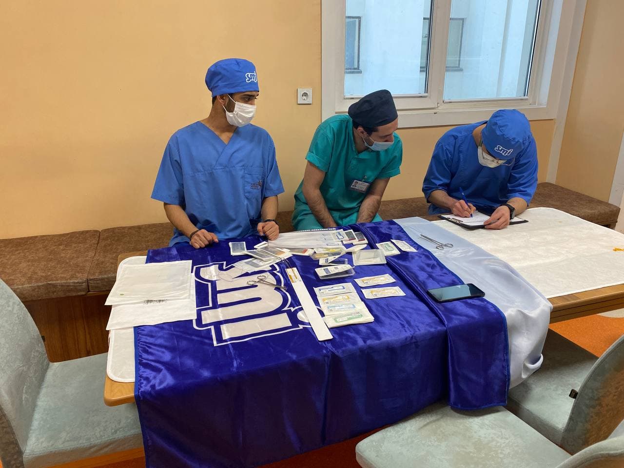 سمینار اتاق عمل بیمارستان نیکان غرب – سری دوم