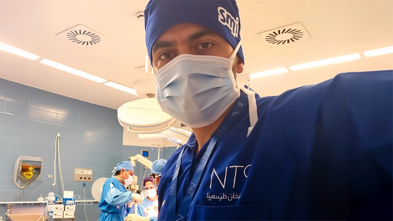 حضور تیم علمی در اتاق عمل جراحی ارتوپدی بیمارستان محب کوثر