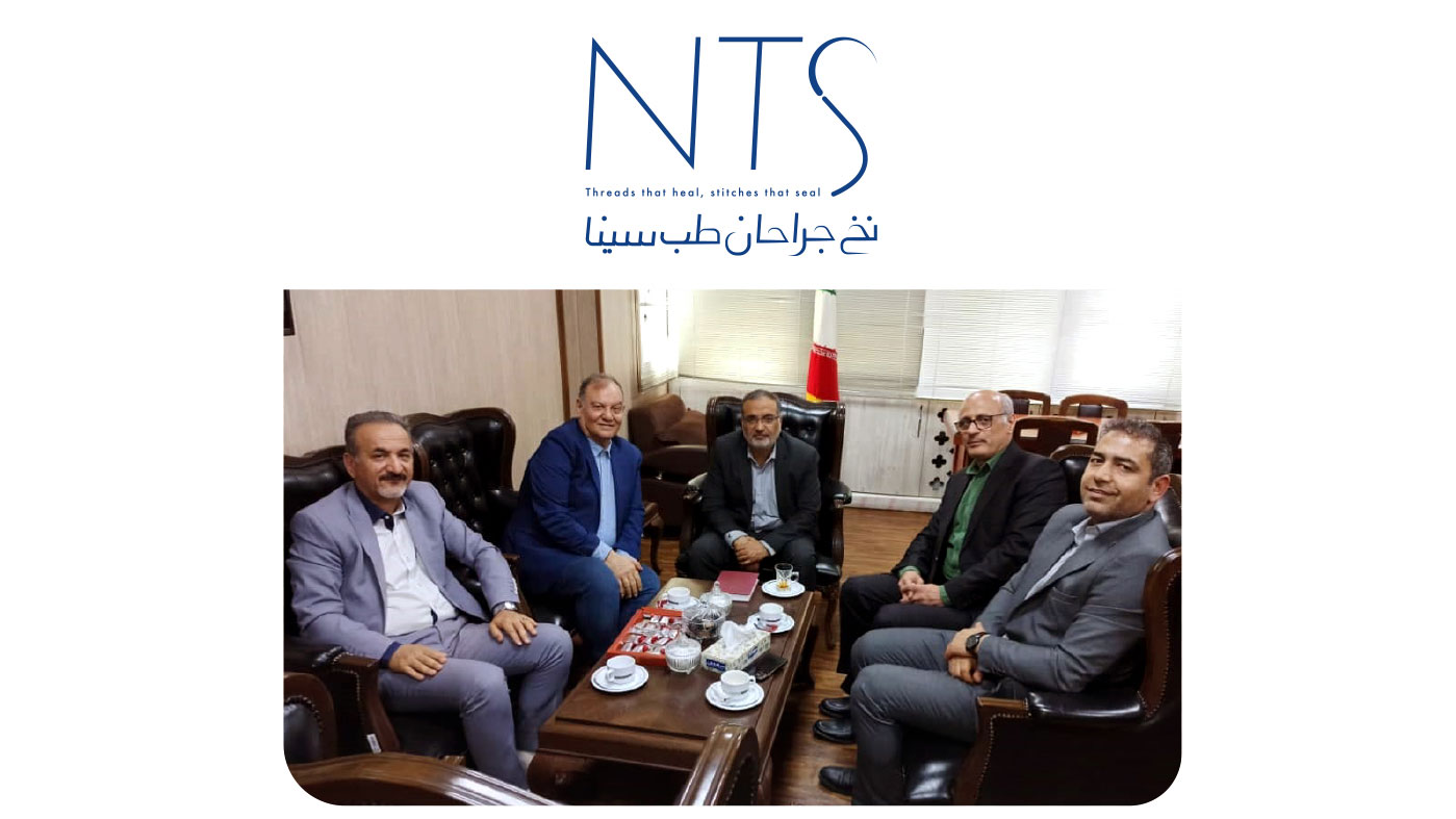 دیدار نوروزی اعضای هیات مدیره اتحادیه صنف تهیه، تولید و توزیع تجهیزات پزشکی تهران با مدیر کل محترم اداره کل تجهیزات پزشکی